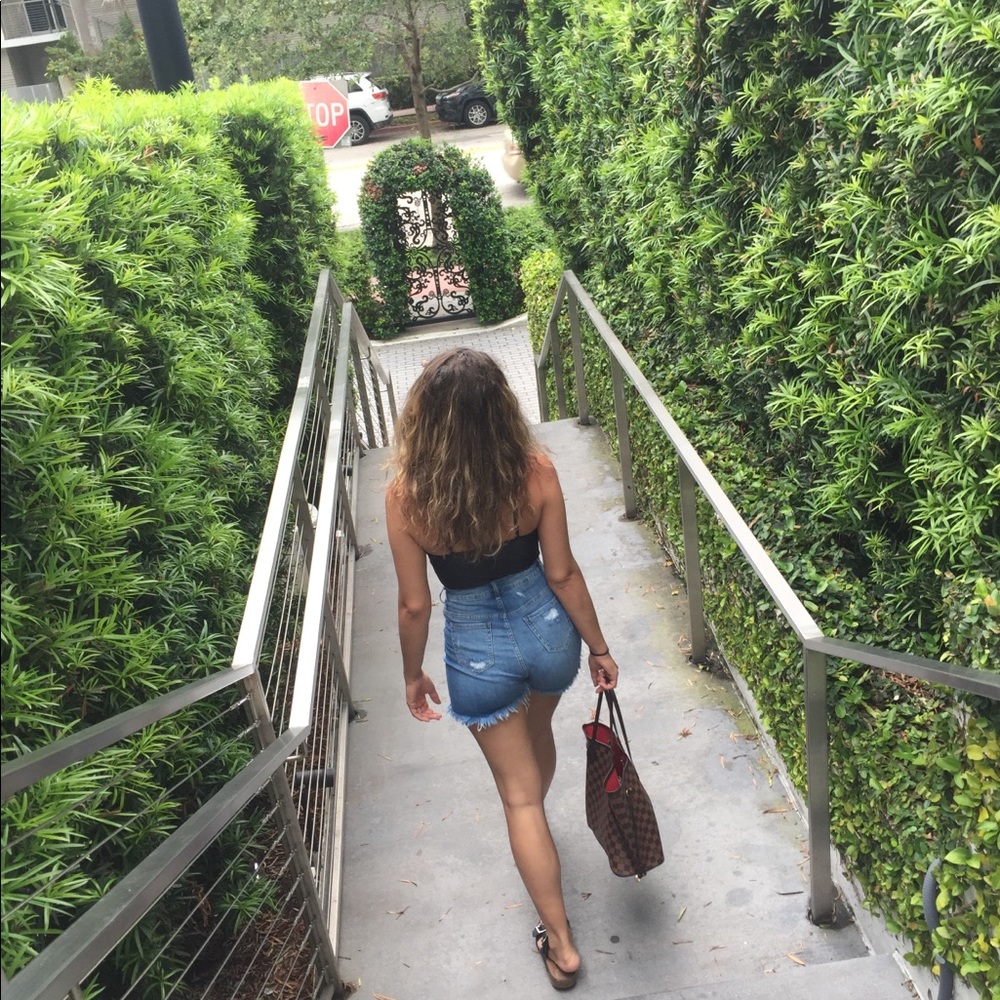 Meet your Posher, Madeline